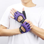 paire de gants violette black forest
